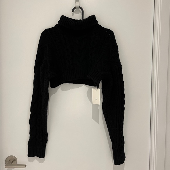 The Frankie Shop cropped black wool sweater - Picture 2 of 6
